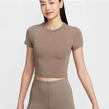 NIKE   2025夏季新款女生短袖T恤