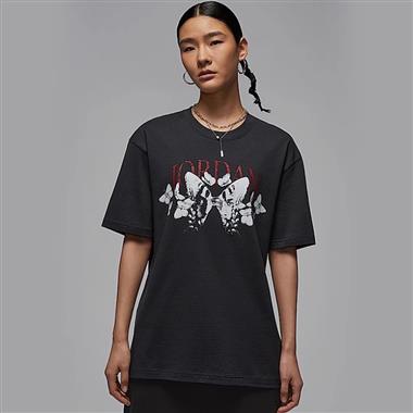 NIKE   2025夏季新款女生短袖T恤