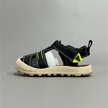 Adidas  兒童包頭涼鞋