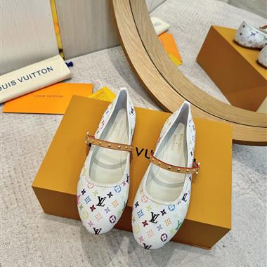Louis Vuitton  2025新款女生休閒時尚鞋子