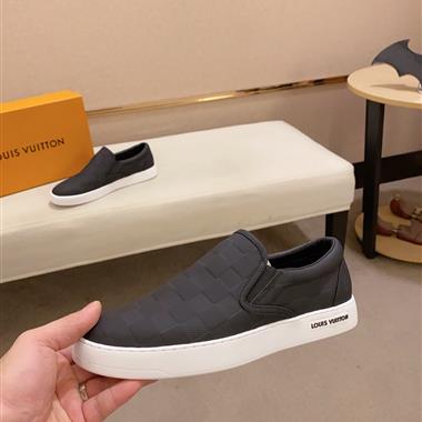 Louis Vuitton    2025新款男生休閒時尚鞋子