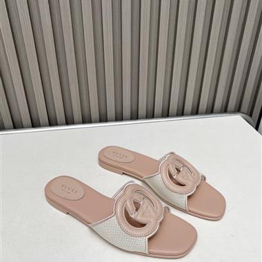 GUCCI    2025新款女生休閒時尚鞋子