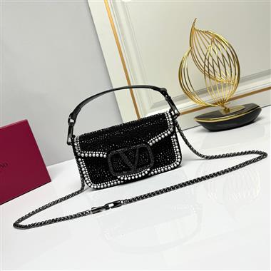 Valentino   2025新款時尚包包  尺寸：20×11×5CM