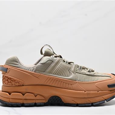 Nike  Zoom Vomero Roam 馬拉松復古跑五代休閑運動慢跑鞋
