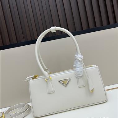 PRADA   2025新款女生時尚包包 尺寸:28*14*10.5CM