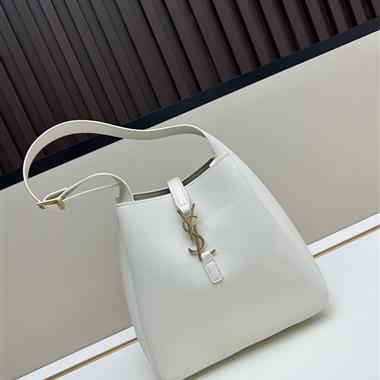 YSL   2025新款女生時尚包包 尺寸：22*21*9CM