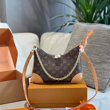 LOUIS VUITTON  2025新款女生時尚包包  尺寸：26*19CM