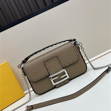 FENDI   2025新款女生時尚包包 尺寸：20*13*5CM