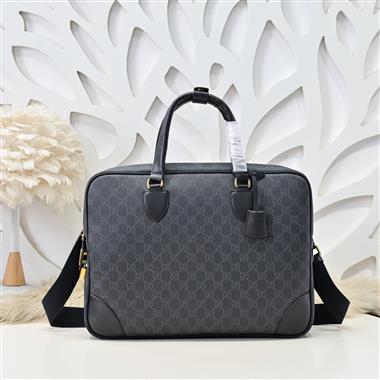 GUCCI  2025新款男生時尚包包 尺寸：40*30*6CM