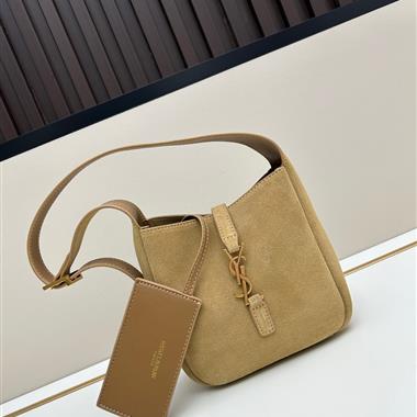 YSL  2025新款女生時尚包包 尺寸：15*16*7CM