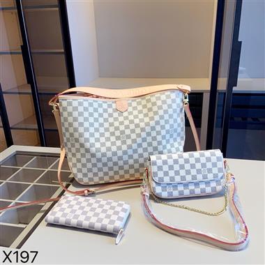 LOUIS VUITTON  2025新款女生時尚包包  尺寸：37*30*13CM