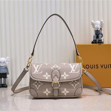 LOUIS VUITTON  2025新款女生時尚包包 尺寸：25*15*9CM