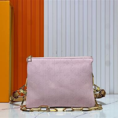 LOUIS VUITTON  2025新款女生時尚包包 尺寸：21*16*7CM