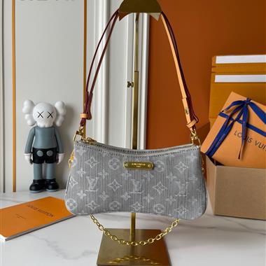LOUIS VUITTON  2025新款女生時尚包包 尺寸：24*13*6.5CM