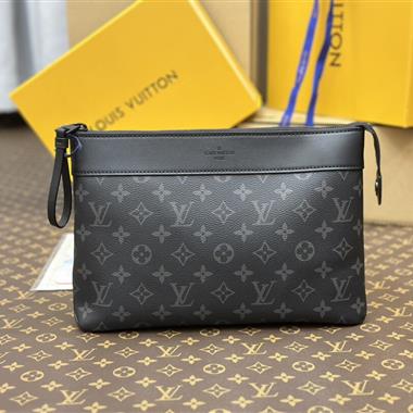 LOUIS VUITTON  2025新款男生時尚包包 尺寸：32*21*8CM
