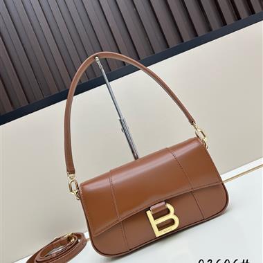 BALENCIAGA  2025新款女生時尚包包   尺寸：23*13*4CM