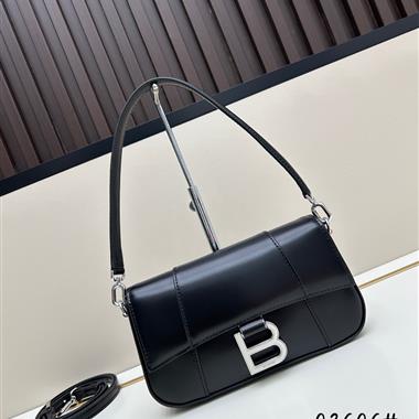 BALENCIAGA  2025新款女生時尚包包   尺寸：23*13*4CM
