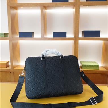 LOUIS VUITTON   2025新款男生時尚包包 尺寸：38*28*6CM