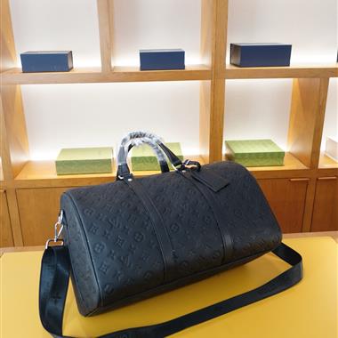 LOUIS VUITTON    2025新款男生時尚包包 尺寸：45*26*20CM