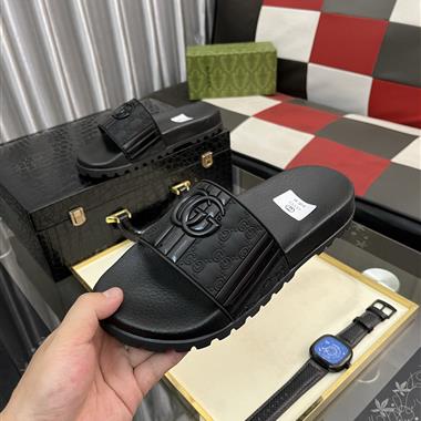 GUCCI   2025新款男生休閒時尚鞋子
