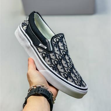 Vans X Dior 聯名壹腳蹬休閒鞋