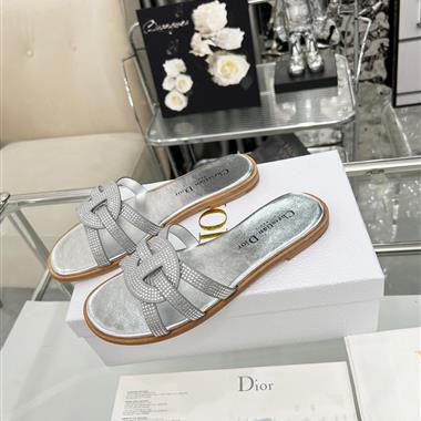 DIOR    2025新款女生休閒時尚鞋子