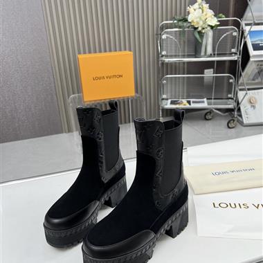 Louis Vuitton   2025新款女生休閒時尚鞋子