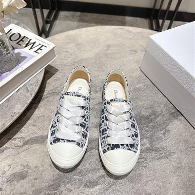 DIOR   2025新款女生休閒時尚鞋子