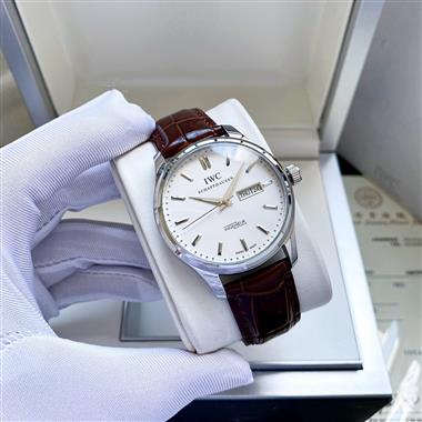 IWC   2025新款時尚休閒手錶  尺寸：40MM