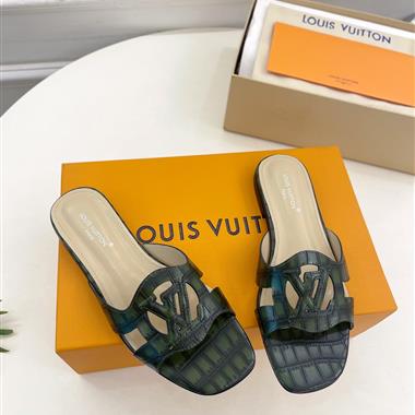 Louis Vuitton   2025新款女生休閒時尚鞋子