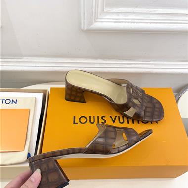 Louis Vuitton   2025新款女生休閒時尚鞋子
