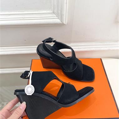HERMES   2025新款女生休閒時尚鞋子