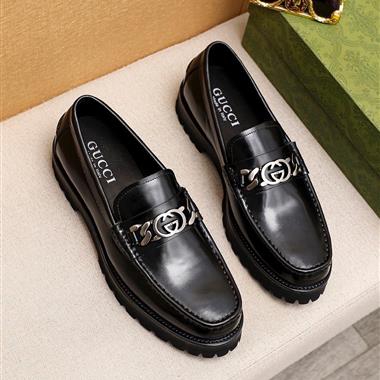 GUCCI    2025新款男生休閒時尚鞋子