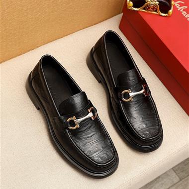 Ferragamo   2025新款男生休閒時尚鞋子