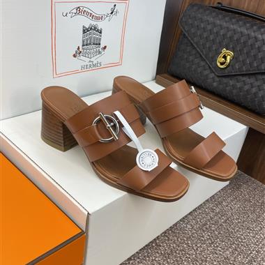 HERMES  2025新款女生休閒時尚鞋子