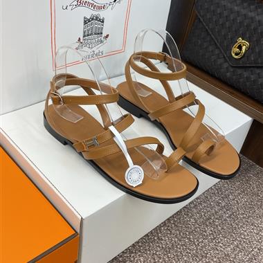 HERMES  2025新款女生休閒時尚鞋子