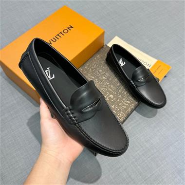 Louis Vuitton    2025新款男生休閒時尚鞋子