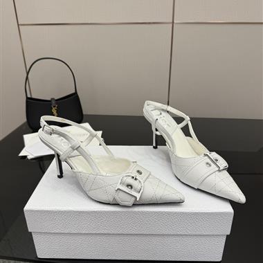 DIOR   2025新款女生休閒時尚鞋子