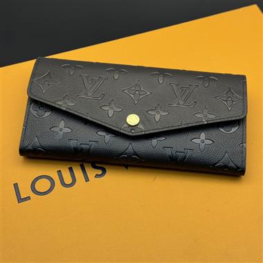 LOUIS VUITTON    2025新款女生時尚皮夾 尺寸：19x10CM