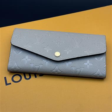 LOUIS VUITTON    2025新款女生時尚皮夾 尺寸：19x10CM
