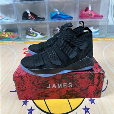 Nike LeBron Soldier 11 休閒運動籃球鞋