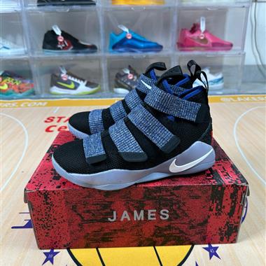 Nike LeBron Soldier 11 休閒運動籃球鞋