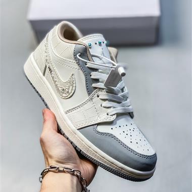 Nike Air Jordan 1 Low AJ1低幫休閒板鞋