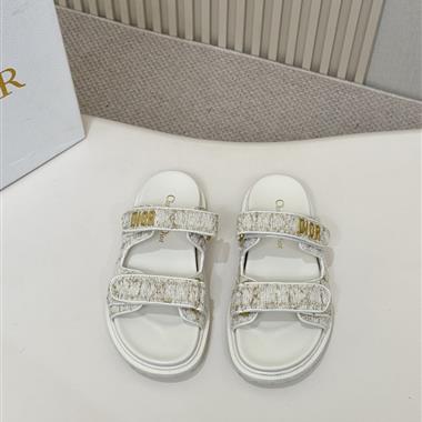 DIOR   2025新款女生休閒時尚鞋子