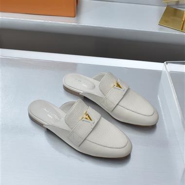 Louis Vuitton    2025新款女生休閒時尚鞋子