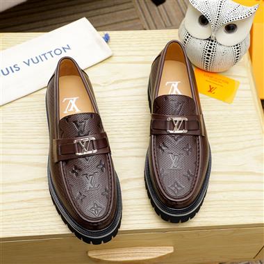 LOUIS VUITTON  2025新款男生休閒時尚鞋子