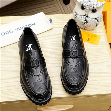 LOUIS VUITTON  2025新款男生休閒時尚鞋子