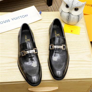 Louis Vuitton  2025新款男生休閒時尚鞋子