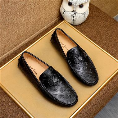 Louis Vuitton   2025新款男生休閒時尚鞋子