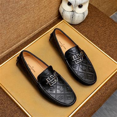 Louis Vuitton   2025新款男生休閒時尚鞋子